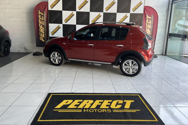 SANDERO 1.6 STEPWAY 16V FLEX 4P MANUAL - 2012 - PORTãO