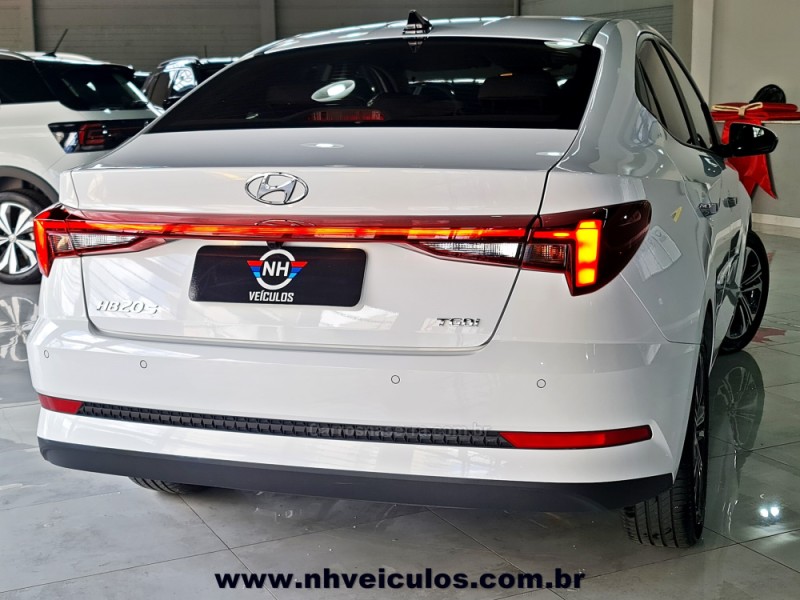 HB20S 1.0 PLATINUM 12V TURBO FLEX 4P AUTOMÀTICO - 2023 - NOVO HAMBURGO