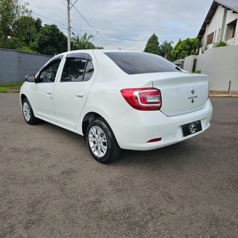 LOGAN 1.0 ZEN 12V FLEX 4P MANUAL - 2022 - SãO LEOPOLDO