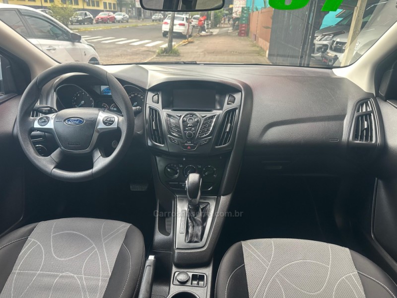 FOCUS 1.6 S 16V FLEX 4P AUTOMÁTICO - 2015 - PAROBé