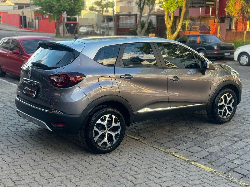 CAPTUR 1.6 16V INTENSE BOSE FLEX 4P AUTOMÁTICO - 2021 - CAXIAS DO SUL