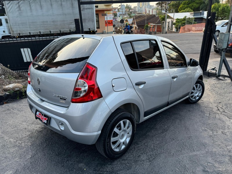 SANDERO 1.0 EXPRESSION 16V FLEX 4P MANUAL - 2011 - CAXIAS DO SUL