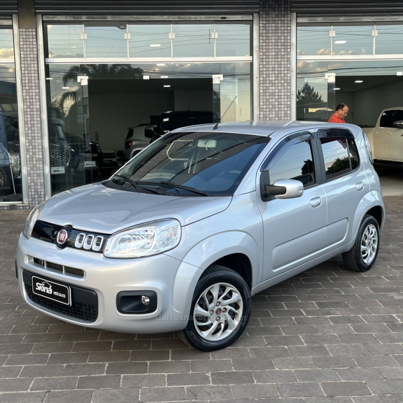 UNO 1.4 EVO EVOLUTION 8V FLEX 4P MANUAL - 2016 - VACARIA