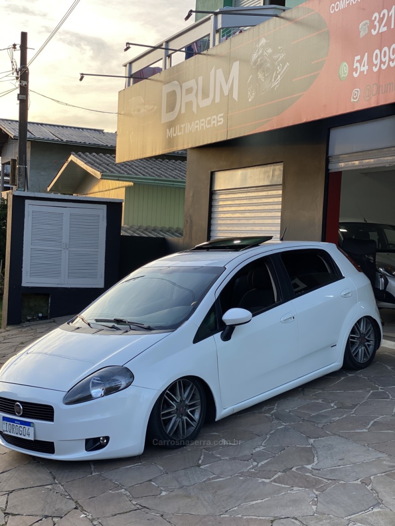 PUNTO 1.4 ELX 8V FLEX 4P MANUAL - 2010 - CAXIAS DO SUL