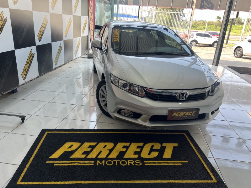 CIVIC 1.8 LXL 16V FLEX 4P AUTOMÁTICO - 2012 - PORTãO