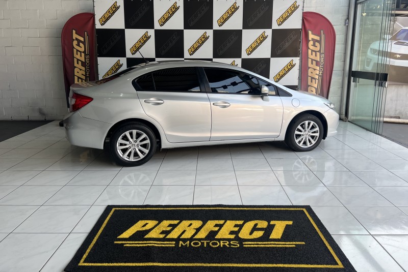 CIVIC 1.8 LXL 16V FLEX 4P AUTOMÁTICO - 2012 - PORTãO