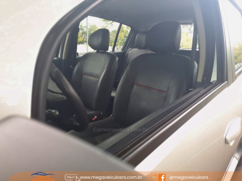 SANDERO 1.6 STEPWAY 16V FLEX 4P MANUAL - 2014 - BENTO GONçALVES