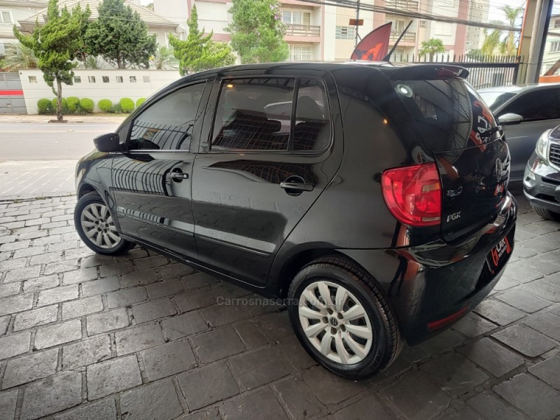 FOX 1.6 MI PLUS 8V GASOLINA 4P MANUAL - 2012 - CAXIAS DO SUL