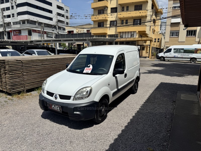 KANGOO 1.6 EXPRESS 16V FLEX 3P MANUAL - 2010 - GARIBALDI