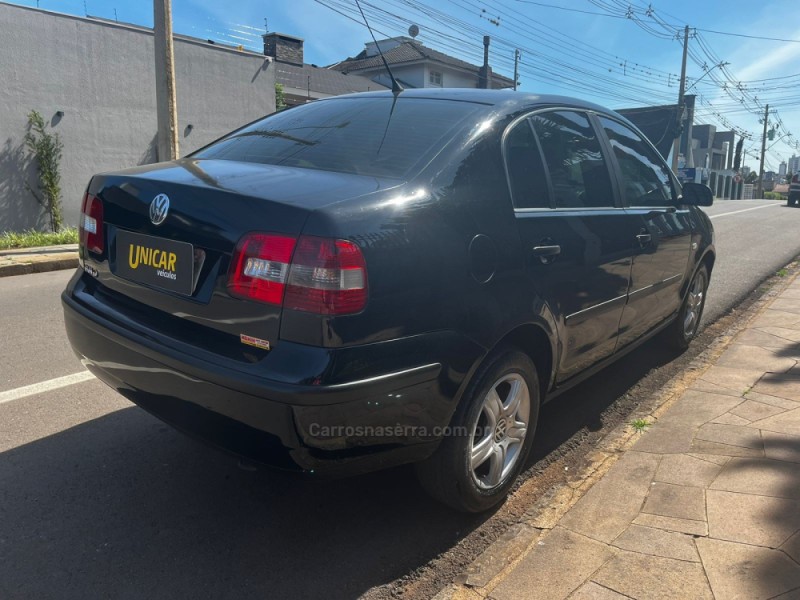 POLO 1.6 MI 8V TOTAL FLEX 4P MANUAL - 2006 - PASSO FUNDO