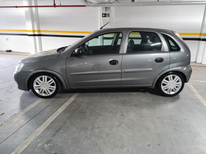 CORSA 1.4 MPFI MAXX 8V FLEX 4P MANUAL - 2011 - CAXIAS DO SUL