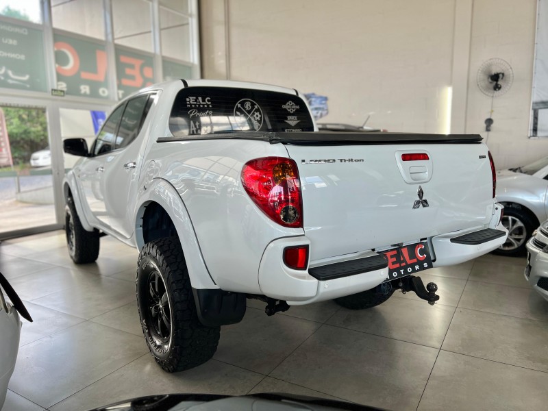 L200 TRITON 3.2 HPE 4X4 CD 16V TURBO INTERCOOLER DIESEL 4P AUTOMÁTICO - 2013 - CAXIAS DO SUL