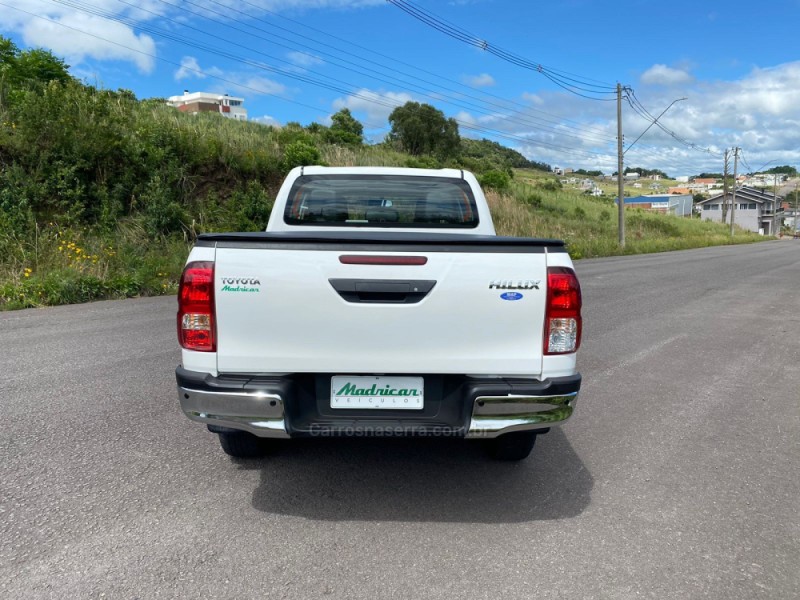 HILUX 2.8 4X4 CD 8V DIESEL 4P MANUAL - 2021 - FLORES DA CUNHA