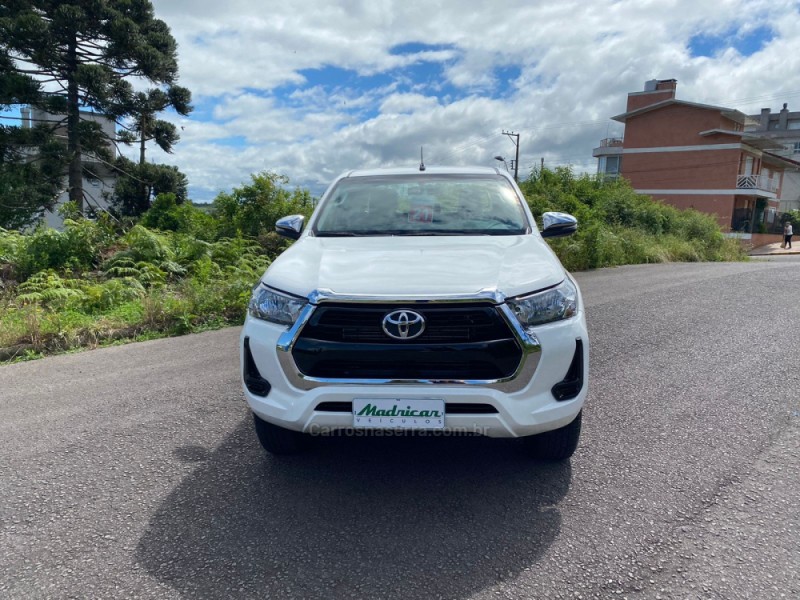 HILUX 2.8 4X4 CD 8V DIESEL 4P MANUAL - 2021 - FLORES DA CUNHA