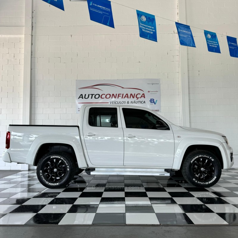 AMAROK 2.0 4X4 TDI COMFORTILINE CD DIESEL 4P AUTOMÁTICO - 2019 - MONTENEGRO