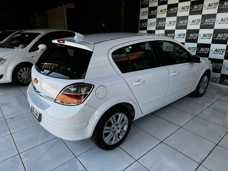 VECTRA 2.0 MPFI GT HATCH 8V FLEX 4P MANUAL - 2010 - CAXIAS DO SUL