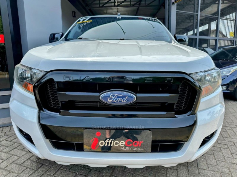 RANGER 2.2 XL 4X4 CD 16V DIESEL 4P MANUAL - 2017 - TRêS COROAS