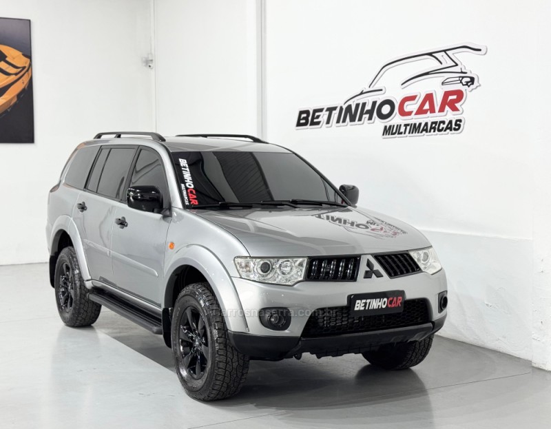 PAJERO DAKAR 3.2 HPE 4X4 7 LUGARES 16V TURBO INTERCOOLER DIESEL 4P AUTOMÁTICO - 2013 - ESTâNCIA VELHA