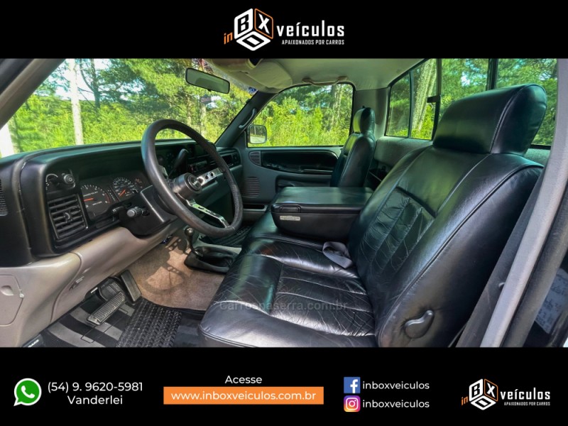 RAM 5.9 1.500 4X4 CS GASOLINA 2P AUTOMÁTICO - 1995 - GRAMADO