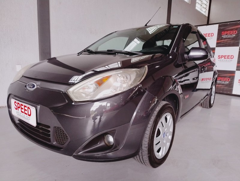 FIESTA 1.6 MPI SEDAN 8V FLEX 4P MANUAL - 2012 - SãO SEBASTIãO DO CAí