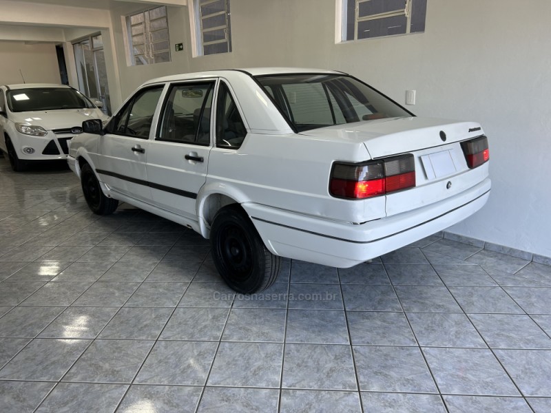 SANTANA 1.8 MI 8V GASOLINA 4P MANUAL - 1996 - NOVA PRATA