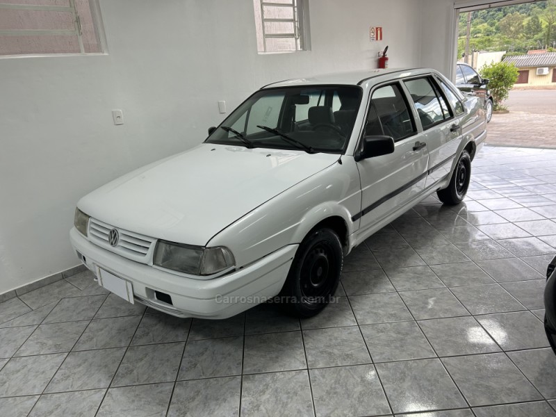 santana 1.8 mi 8v gasolina 4p manual 1996 nova prata