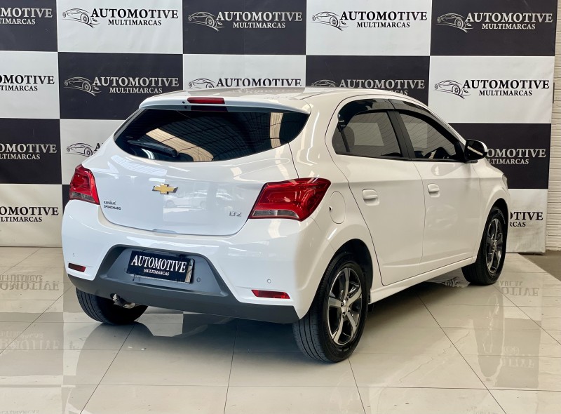 ONIX 1.4 MPFI LTZ 8V FLEX 4P MANUAL - 2019 - CAXIAS DO SUL