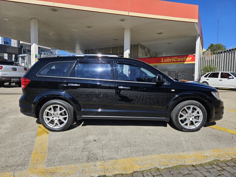 JOURNEY 3.6 RT V6 GASOLINA 4P AUTOMÁTICO - 2014 - CAXIAS DO SUL