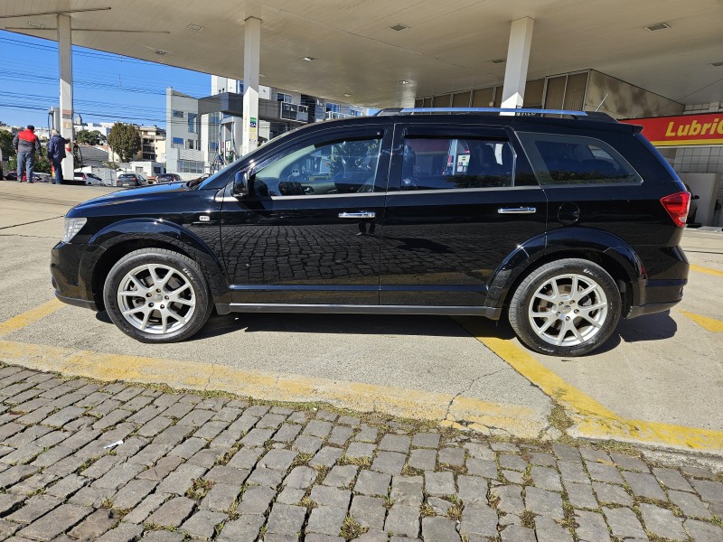 JOURNEY 3.6 RT V6 GASOLINA 4P AUTOMÁTICO - 2014 - CAXIAS DO SUL