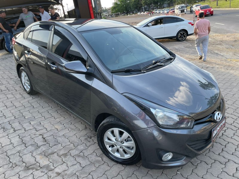 hb20s 1.6 comfort plus 16v flex 4p manual 2015 caxias do sul