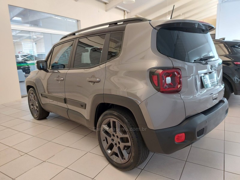 RENEGADE 1.8 16V FLEX LIMITED 4P AUTOMÁTICO - 2020 - NOVO HAMBURGO