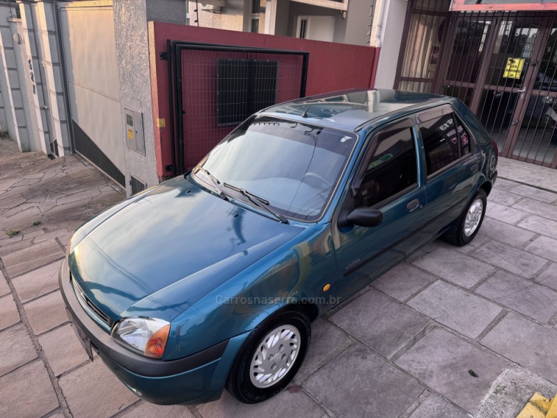 FIESTA 1.0 MPI GL CLASS 8V GASOLINA 4P MANUAL - 2000 - CAXIAS DO SUL