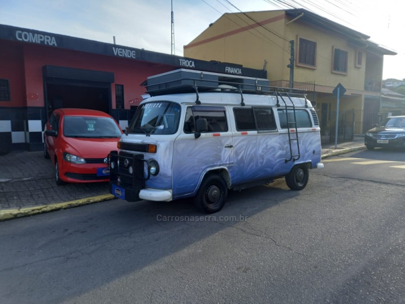 kombi 1.4 mi std 8v flex 4p manual 2011 caxias do sul