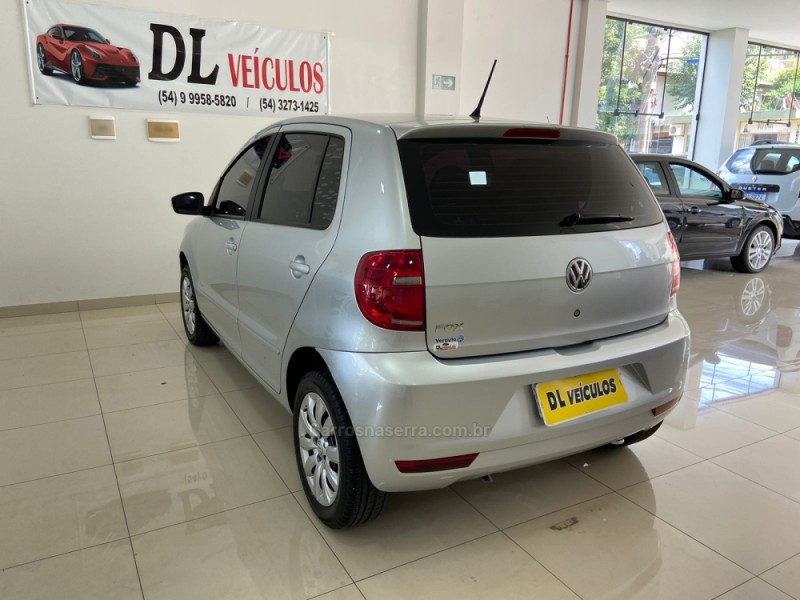 FOX 1.0 MI 8V FLEX 4P MANUAL - 2014 - NOVA BASSANO