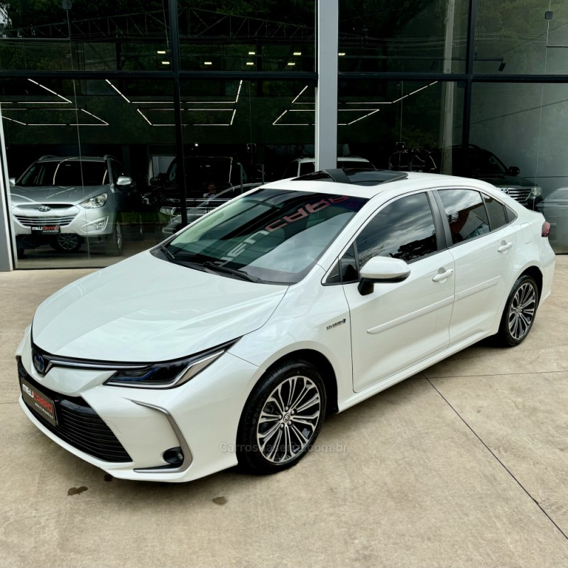 COROLLA 1.8 ALTIS PREMIUM 16V HÍBRIDO 4P AUTOMÁTICO - 2021 - LAJEADO