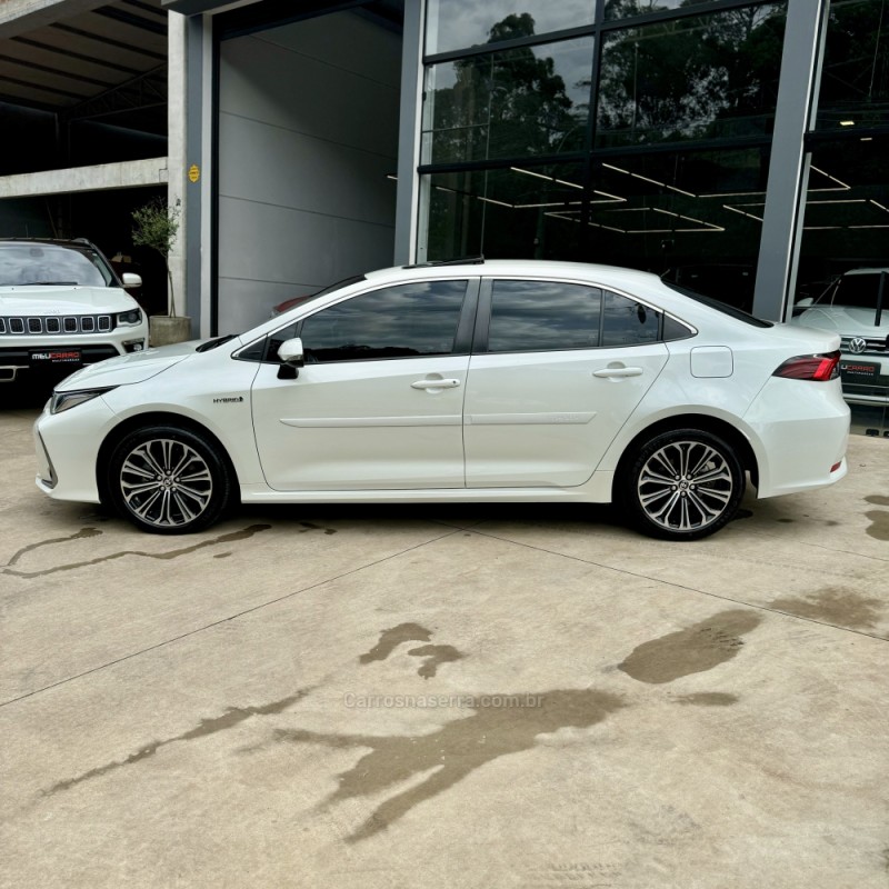 COROLLA 1.8 ALTIS PREMIUM 16V HÍBRIDO 4P AUTOMÁTICO - 2021 - LAJEADO