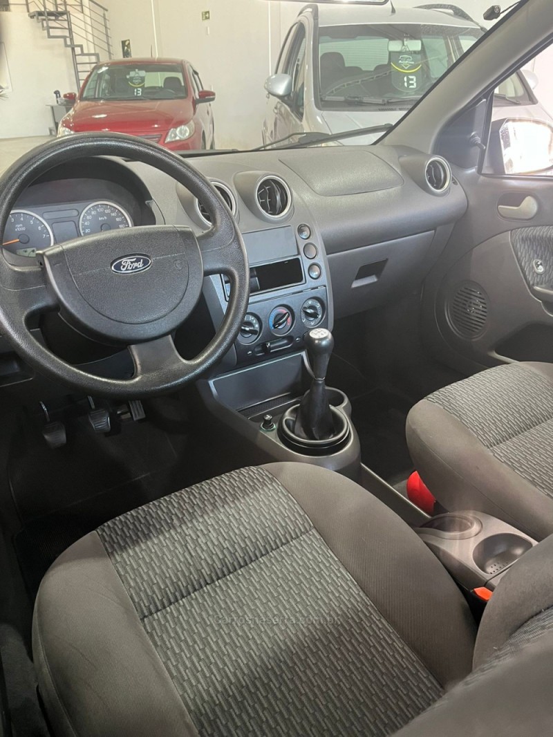 FIESTA 1.6 MPI SEDAN 8V FLEX 4P MANUAL - 2007 - SANTA CRUZ DO SUL