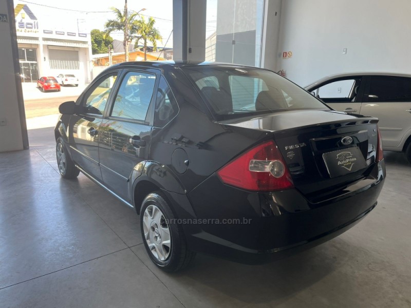 FIESTA 1.6 MPI SEDAN 8V FLEX 4P MANUAL - 2007 - SANTA CRUZ DO SUL