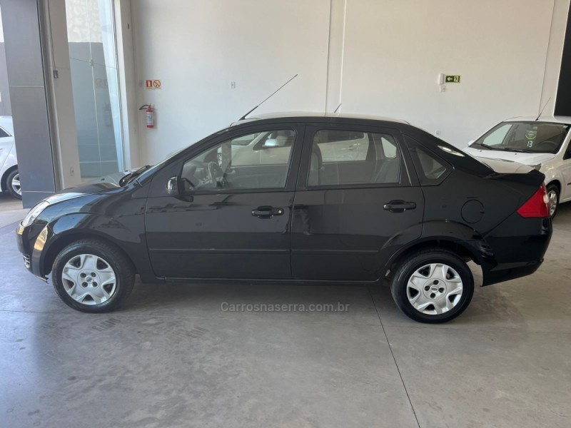 FIESTA 1.6 MPI SEDAN 8V FLEX 4P MANUAL - 2007 - SANTA CRUZ DO SUL