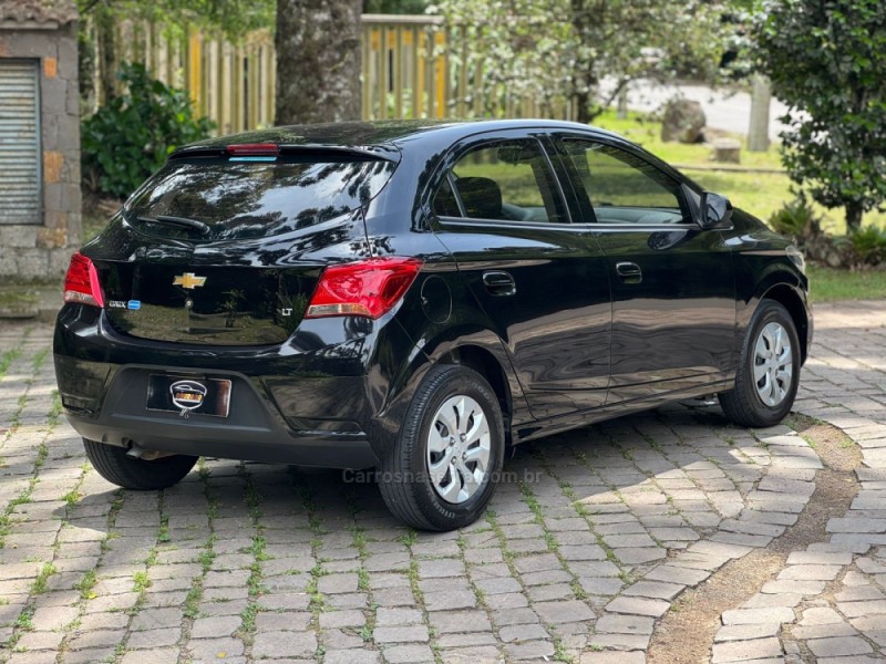 ONIX 1.0 MPFI LT 8V FLEX 4P MANUAL - 2018 - GRAMADO