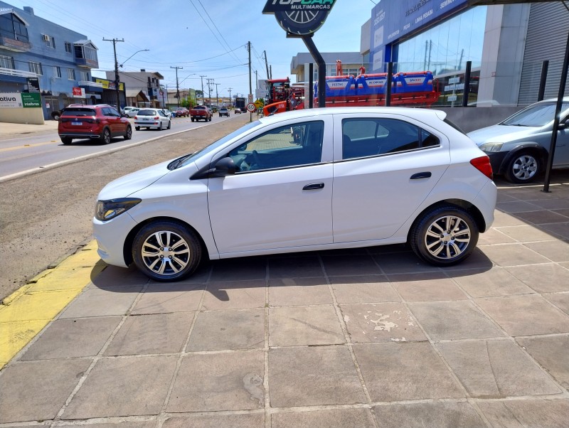 ONIX 1.0 JOY HATCH 8VFLEX 4P MANUAL - 2019 - VACARIA