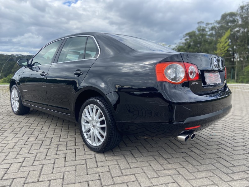 JETTA 2.5 I 20V 170CV GASOLINA 4P TIPTRONIC - 2008 - CAXIAS DO SUL