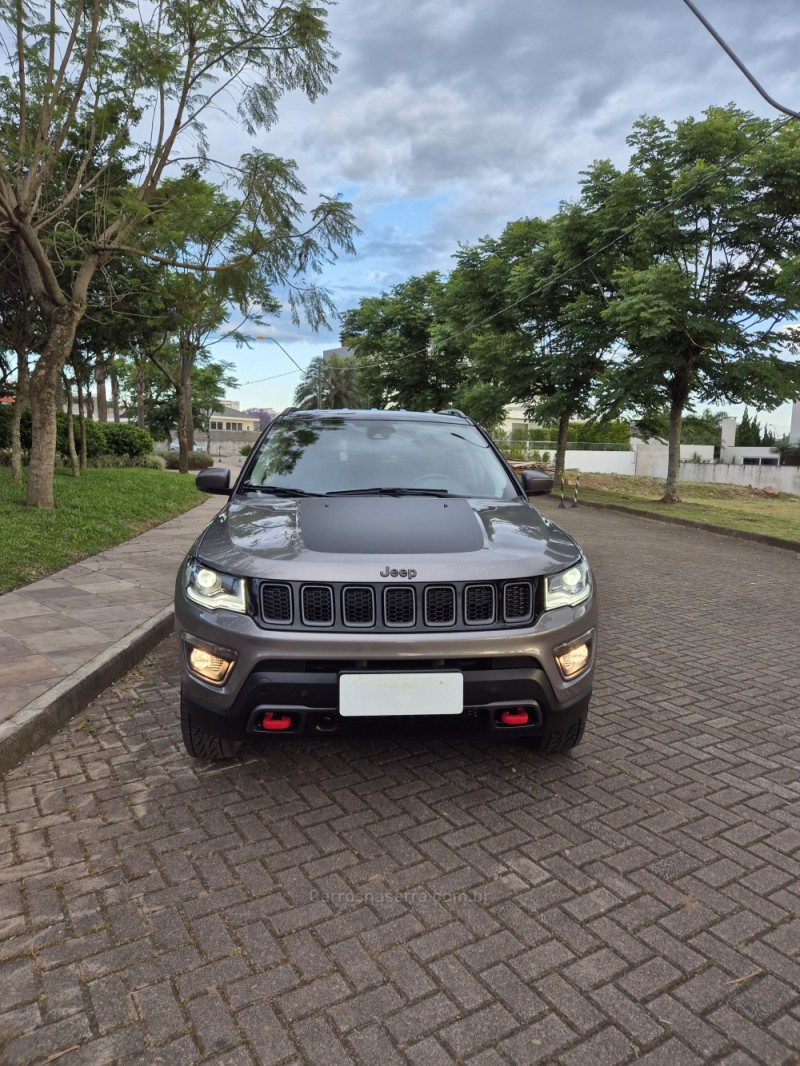 COMPASS 2.0 16V DIESEL TRAILHAWK 4X4 AUTOMÁTICO - 2021 - BENTO GONçALVES