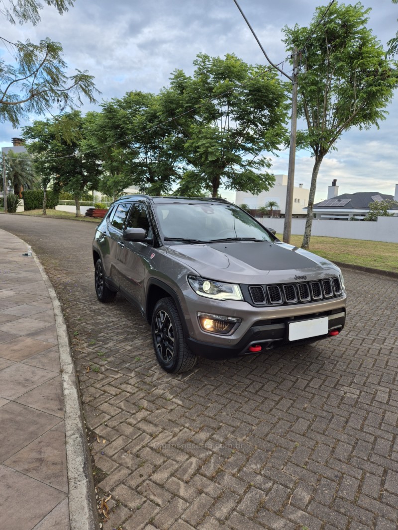 COMPASS 2.0 16V DIESEL TRAILHAWK 4X4 AUTOMÁTICO - 2021 - BENTO GONçALVES