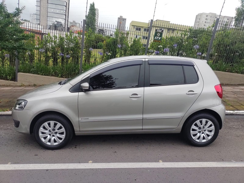 FOX 1.6 MI 8V FLEX 4P MANUAL - 2013 - FARROUPILHA