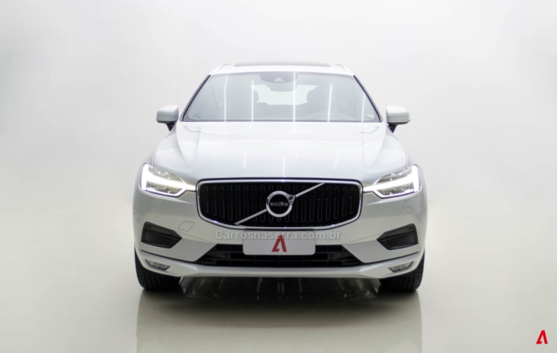 XC60 2.0 D5 MOMENTUM AWD DIESEL 4P AUTOMÁTICO - 2020 - GARIBALDI