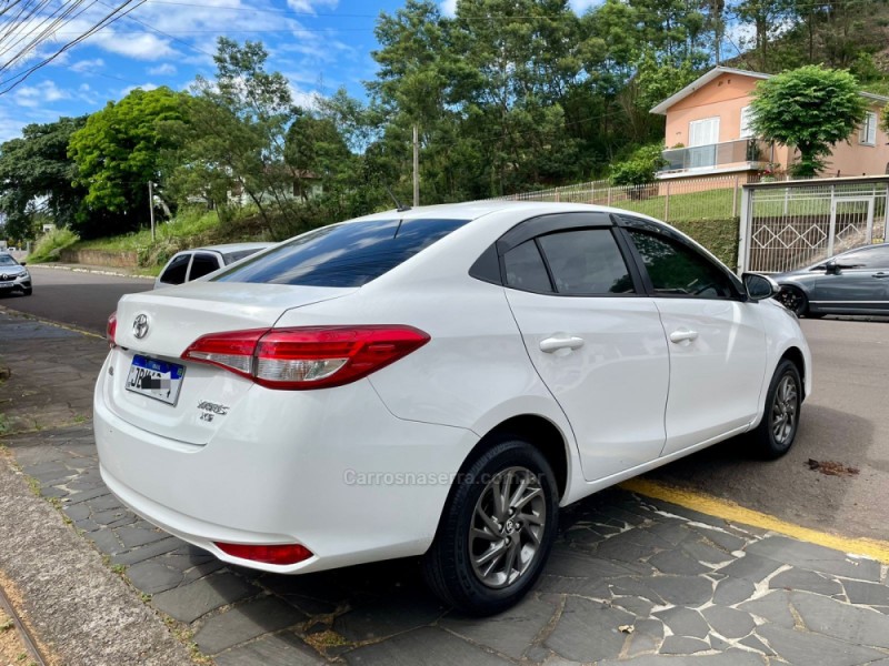 YARIS 1.5 XS 16V FLEX 4P AUTOMÁTICO - 2023 - CARLOS BARBOSA