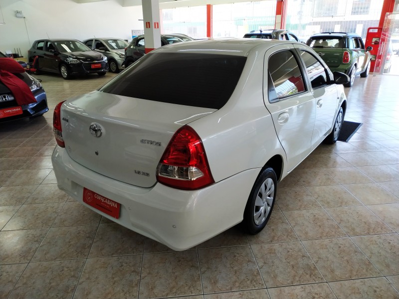 ETIOS 1.5 XS SEDAN 16V FLEX 4P MANUAL - 2018 - CAXIAS DO SUL