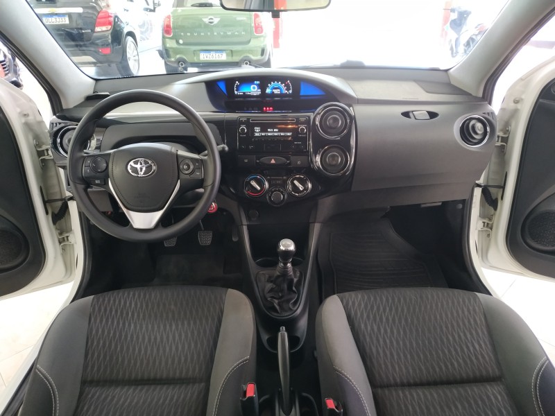 ETIOS 1.5 XS SEDAN 16V FLEX 4P MANUAL - 2018 - CAXIAS DO SUL