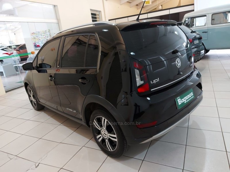 CROSS UP 1.0 TSI 12V FLEX 4P MANUAL - 2019 - NOVO HAMBURGO